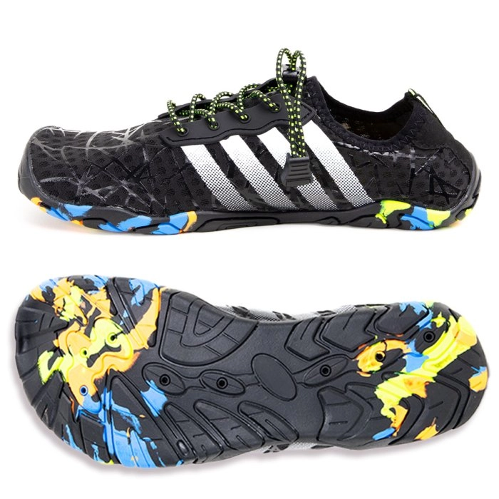 Аквасоки / Аквашуз KR-090 черные