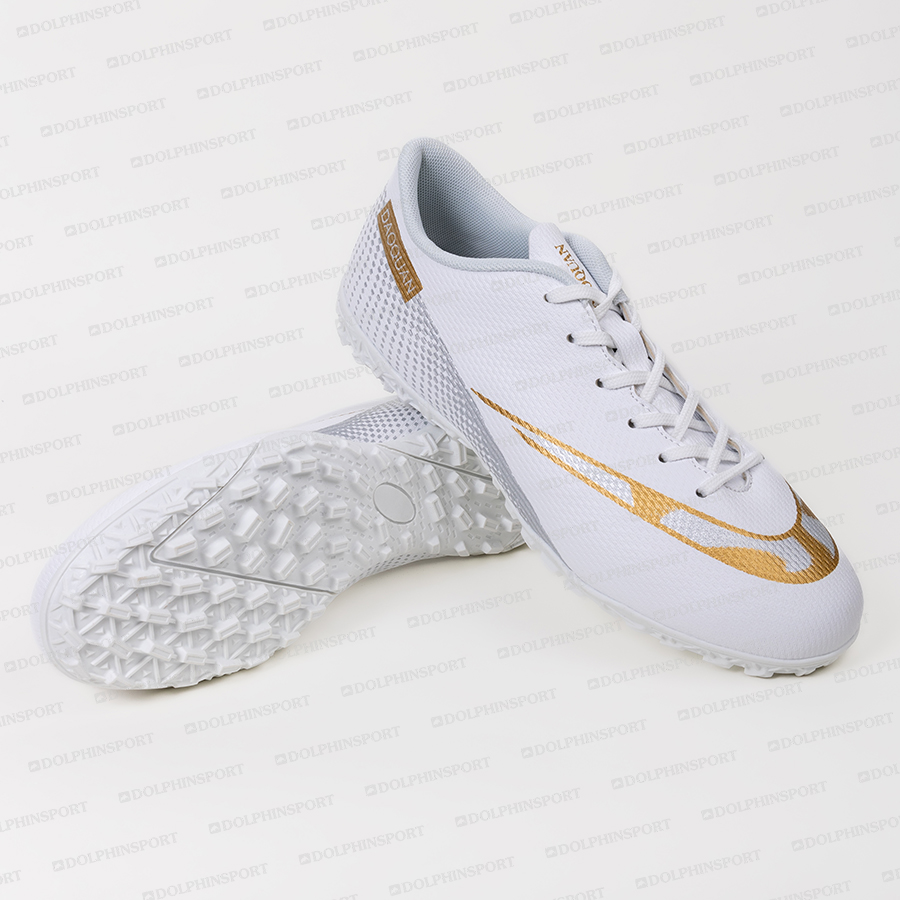 Бутсы футбольные KR-132 белые