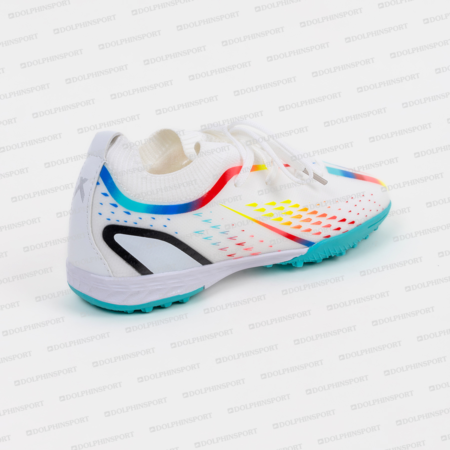 Бутсы футбольные KR-157 белый