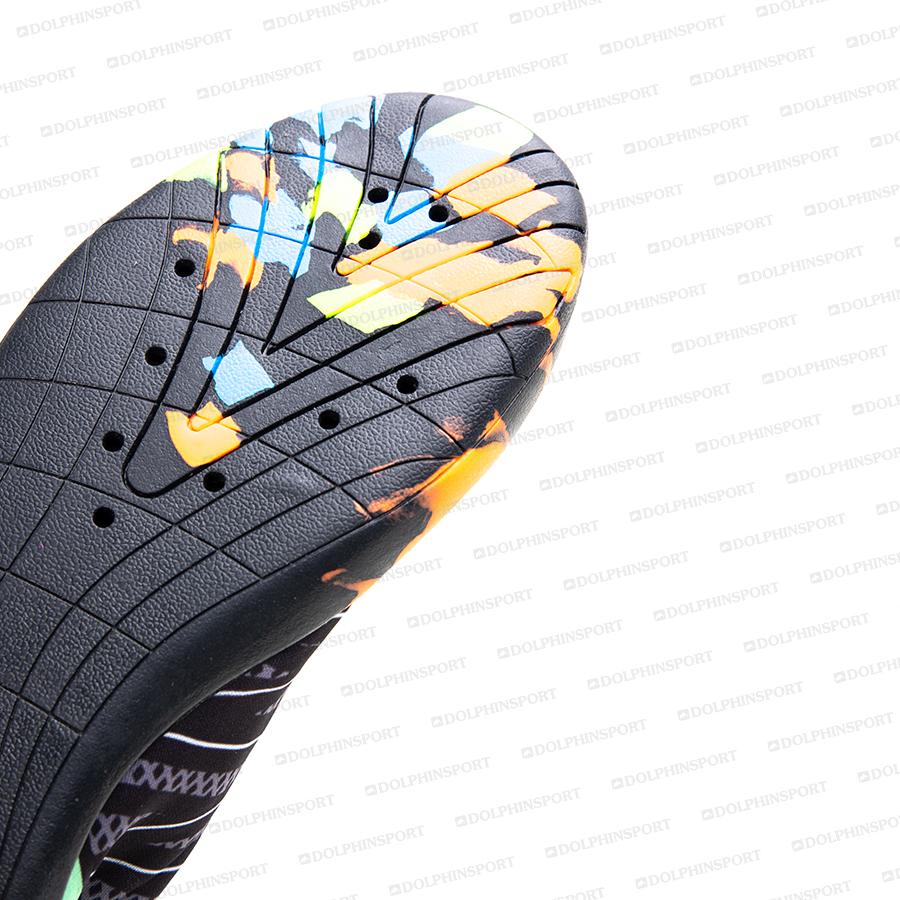 Аквасоки / Аквашуз KR-055 черно-белые