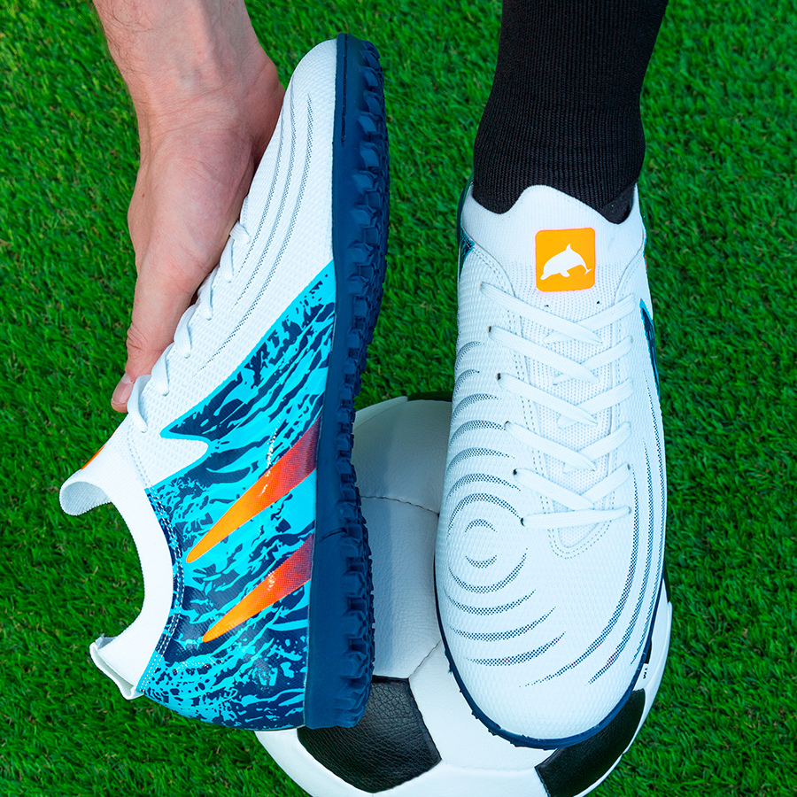 Бутсы футбольные KR-201 бело-синие