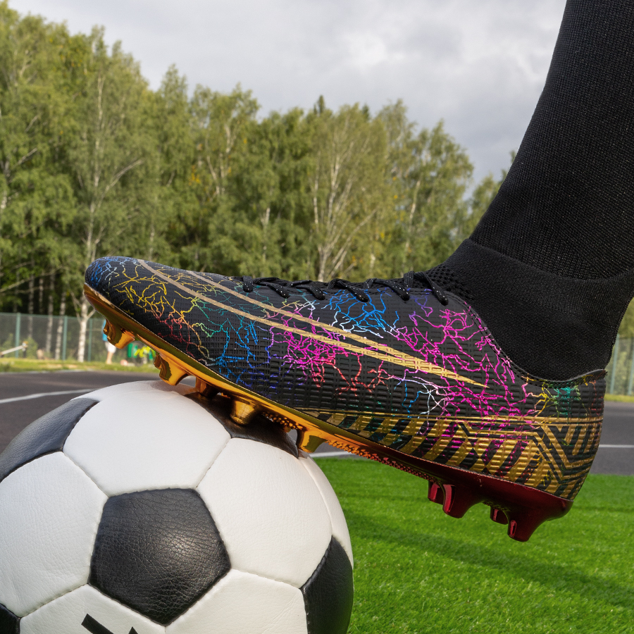 Бутсы футбольные KR-133 черный с золотом