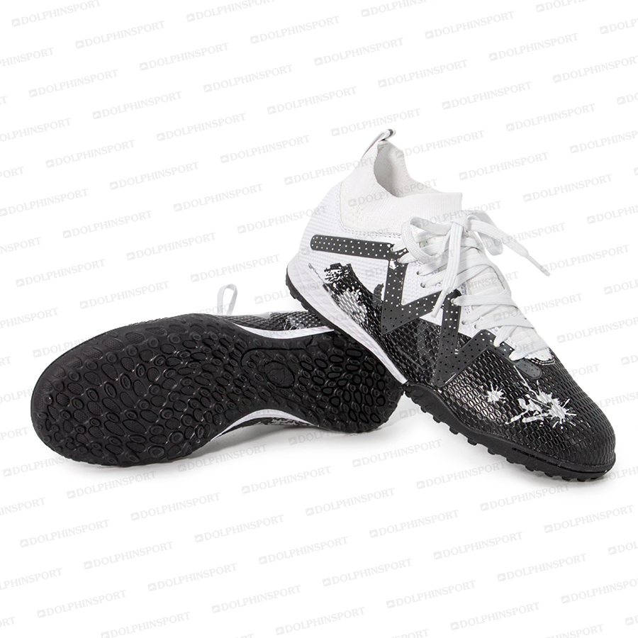 Бутсы футбольные KR-193 черно-белые