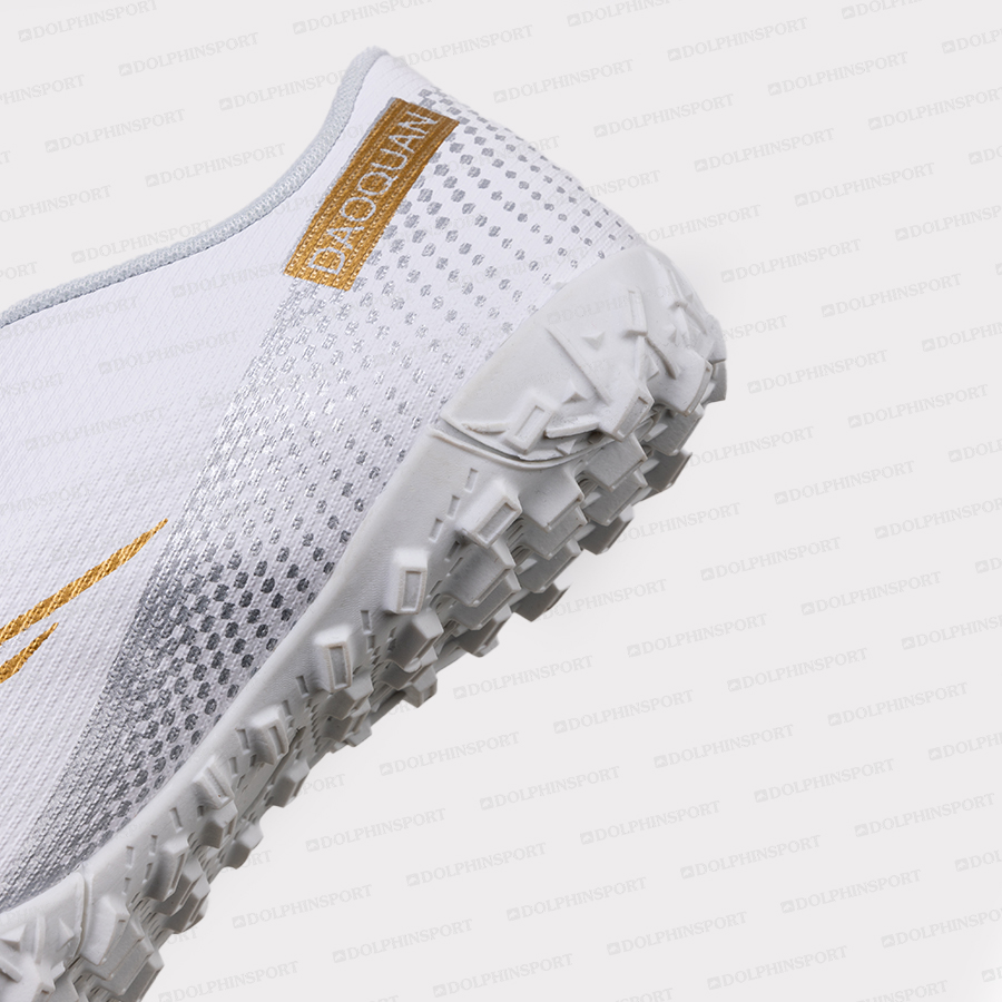 Бутсы футбольные KR-132 белые