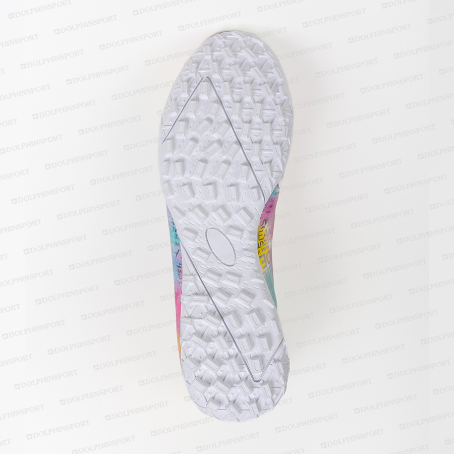 Бутсы футбольные KR-178 черный-белый