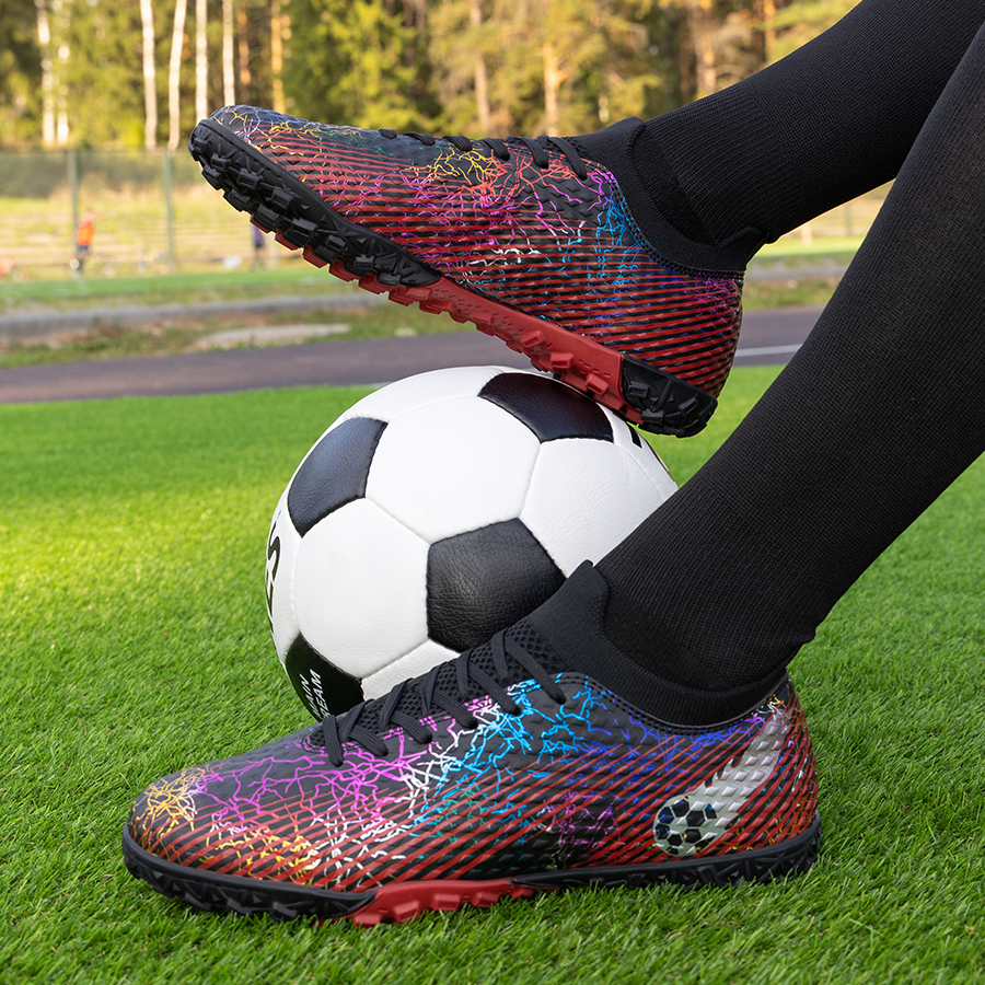 Бутсы футбольные KR-134 черно-красные