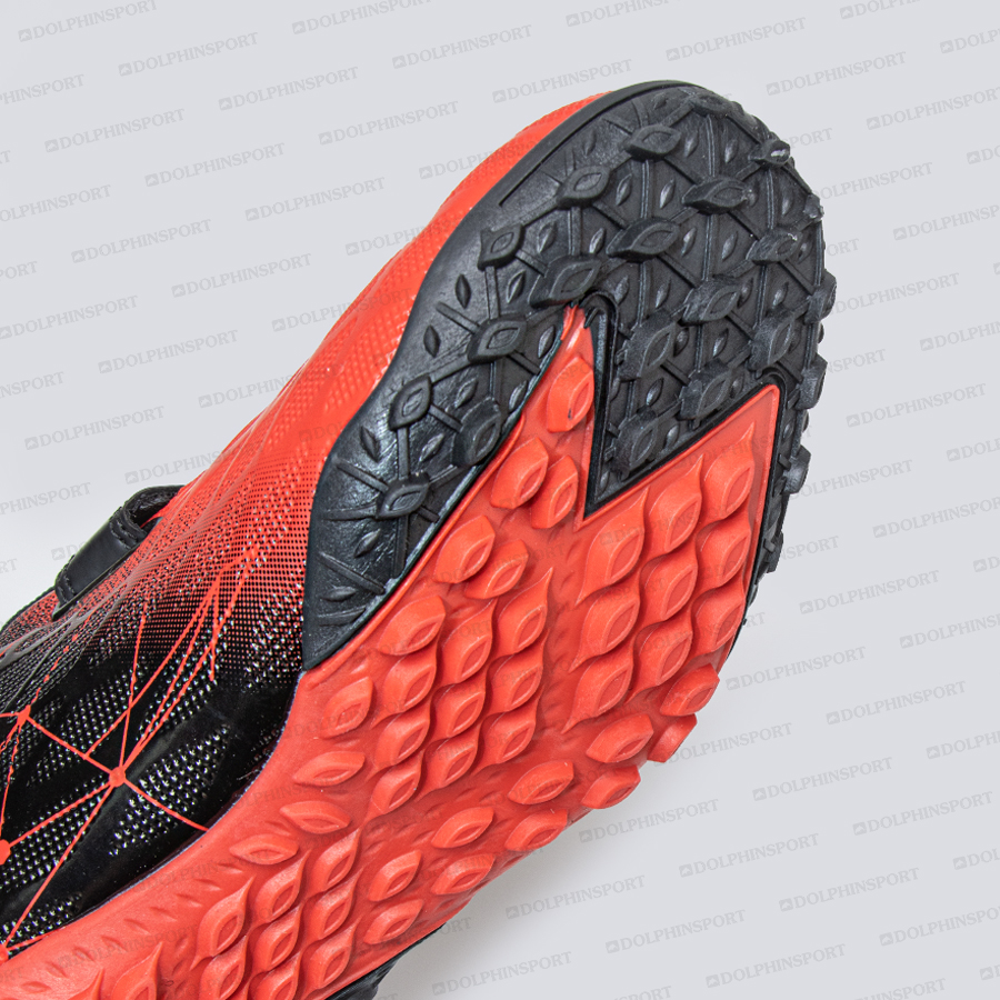 Бутсы футбольные KR-197 черно-красные