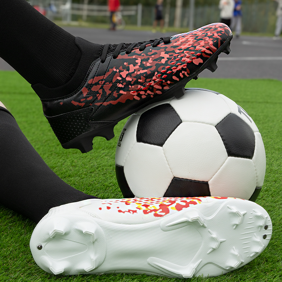 Бутсы футбольные KR-130 белый-черный