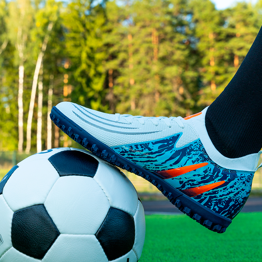 Бутсы футбольные KR-201 бело-синие