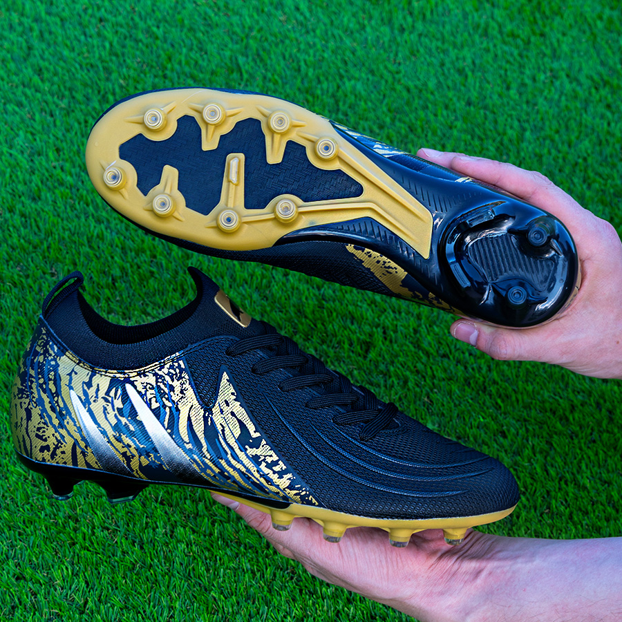 Бутсы футбольные KR-208 черно-золотистые