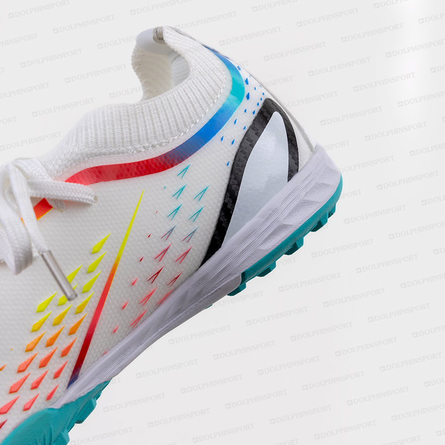 Бутсы футбольные KR-157 белый