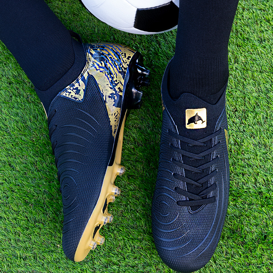 Бутсы футбольные KR-208 черно-золотистые